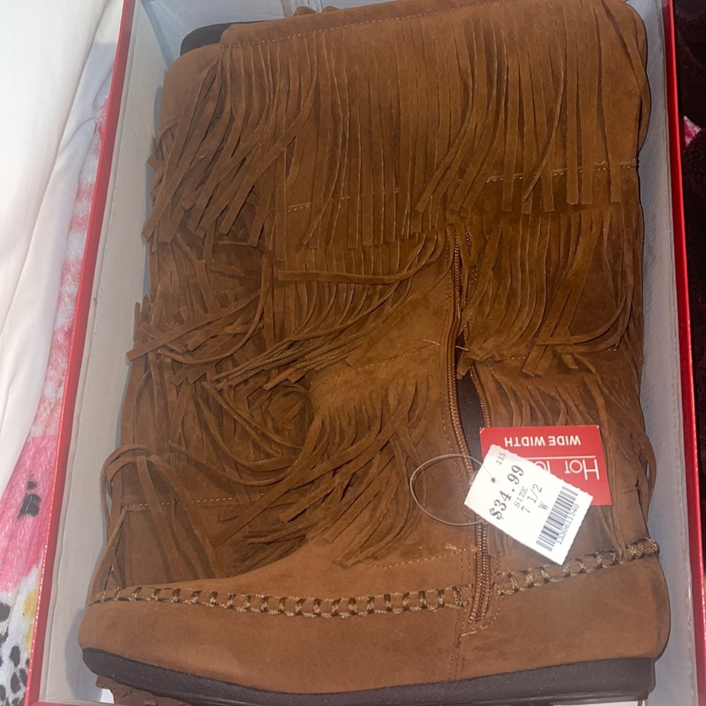 Hot Tomato Moccasin Boots Size/7.5 Wide Tan